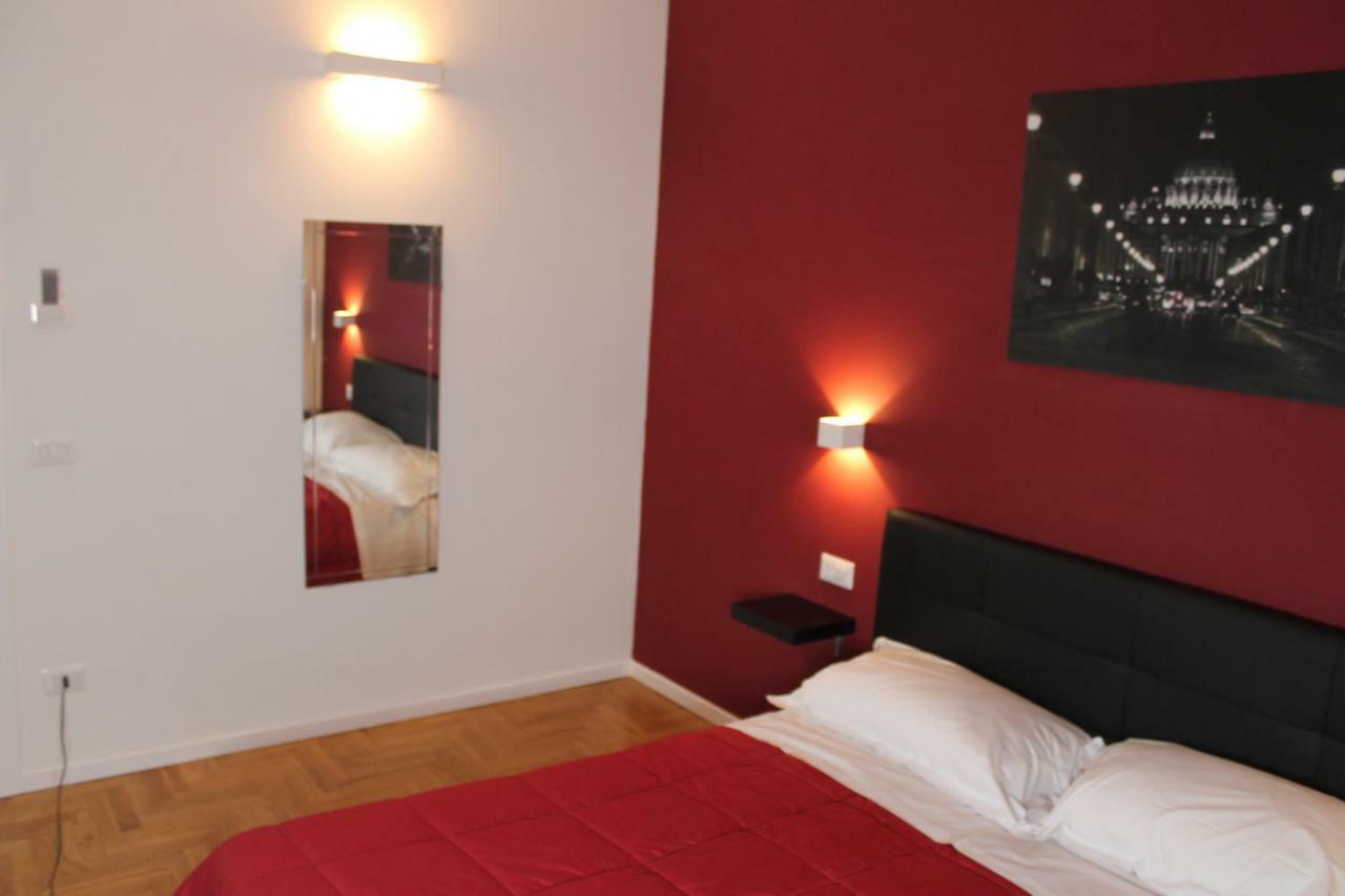 Roma suite Piramide Exterior foto