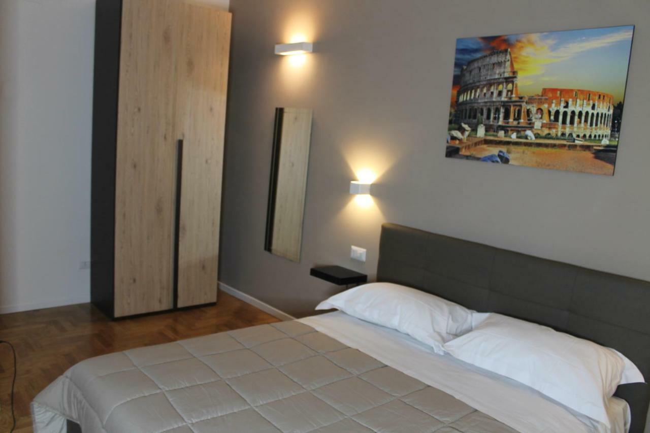 Roma suite Piramide Exterior foto